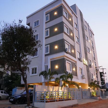 Hotel Urban Sleep Airport Zone Shamshabad Esterno foto